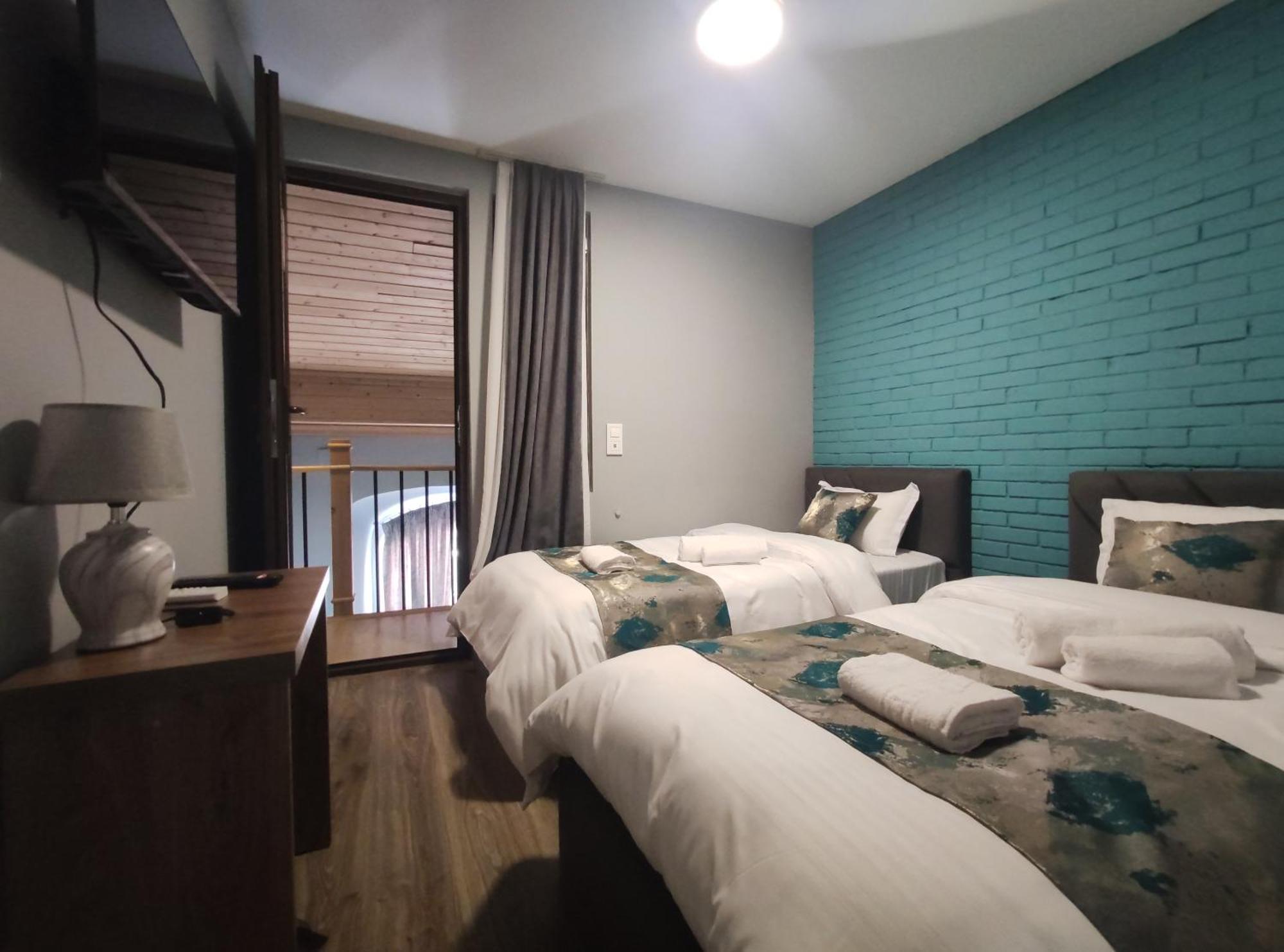 Tbilicity Hotel Tbilissi Extérieur photo